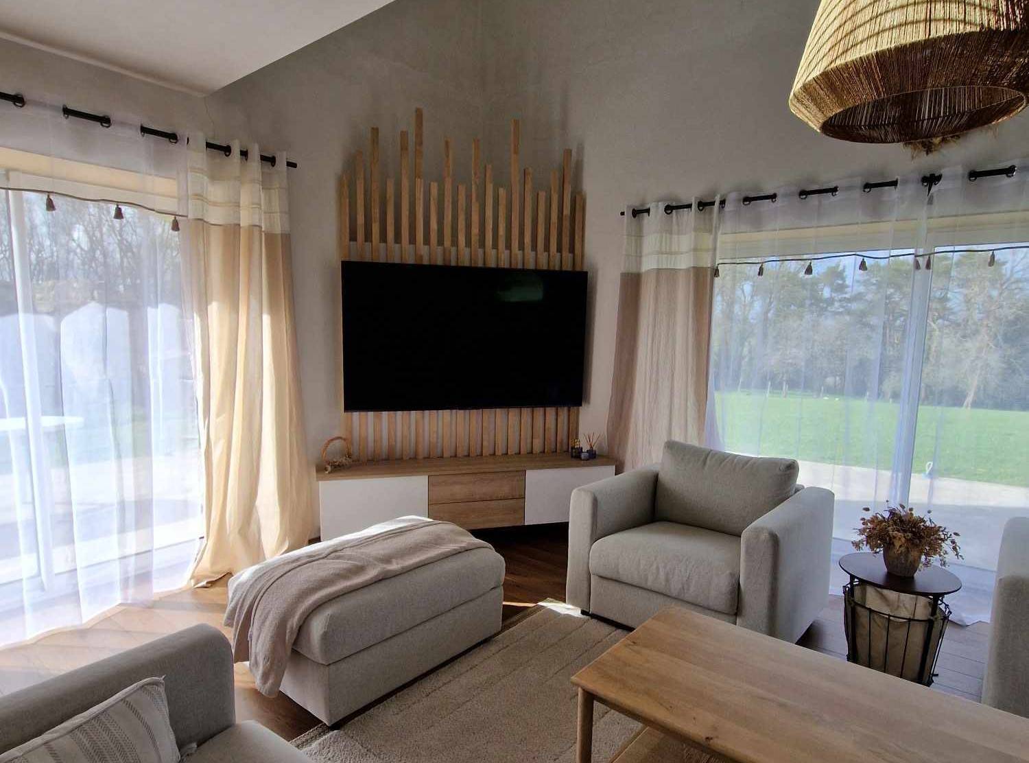 LA MENUIS Meuble sur-mesure meuble TV Morbihan agencement LA MENUIS Meuble sur-mesure meuble TV Morbihan agencement