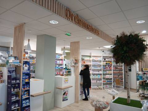 Agencement de pharmacie à Noyal-Pontivy | La Menuis'