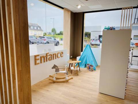 Agencement de pharmacie à Noyal-Pontivy | La Menuis'